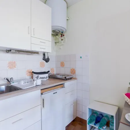 Floralies I-6 By Interhome * Le Grau-du-Roi